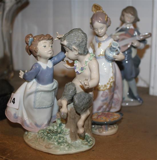 3 Lladro groups